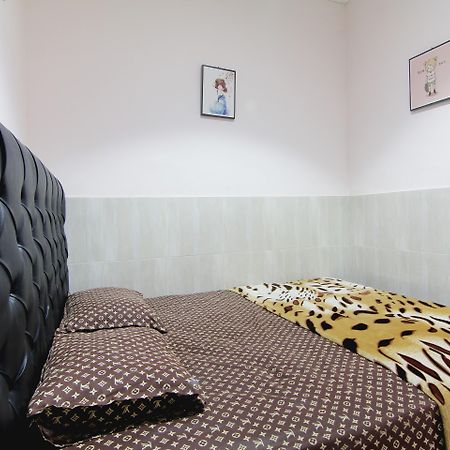Wanderlust Homestay Yogyakarta Exterior photo